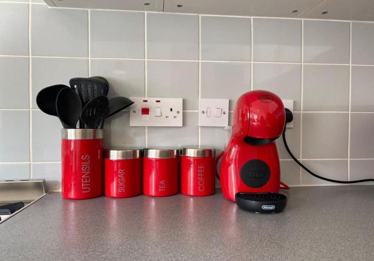 Stunning Four Bedroom House Close To Excel, O2 & Central London With Free Parking Bagian luar foto