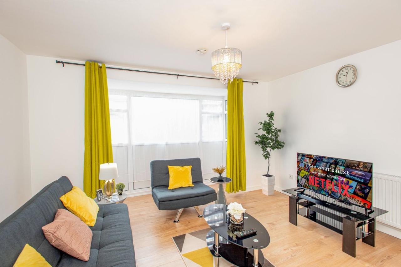 Stunning Four Bedroom House Close To Excel, O2 & Central London With Free Parking Bagian luar foto