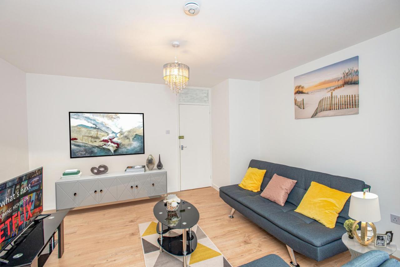 Stunning Four Bedroom House Close To Excel, O2 & Central London With Free Parking Bagian luar foto